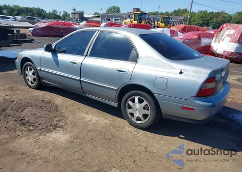 1995 Honda Accord Ex from USA, damaged, VIN 1HGCD5650SA138542